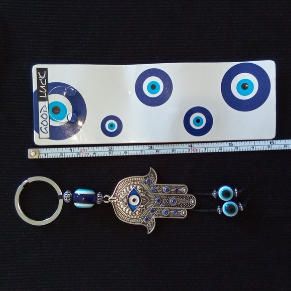 Evil Eye Silver Hamsa Keychain Hand Fatima Protection Charm Key Holder - Picture 1 of 5